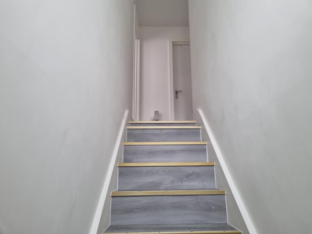 Appartement Guess Bungalow Wembley à Londres Extérieur photo